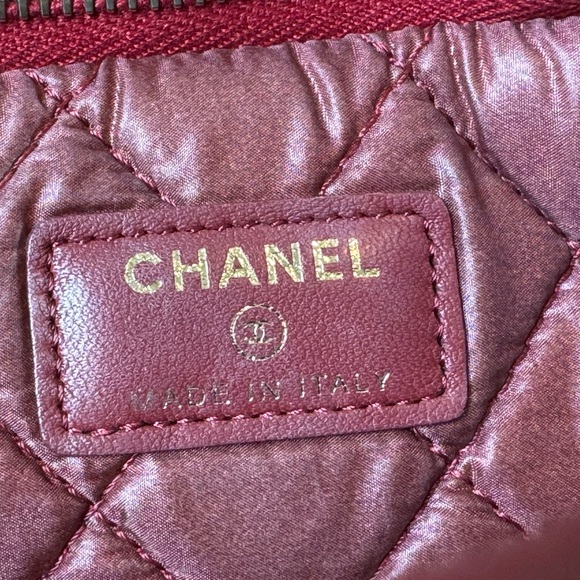 Sold ❌ Chanel Le Boy soft fold over CC clutch bag lambskin - Picture 11 of 13